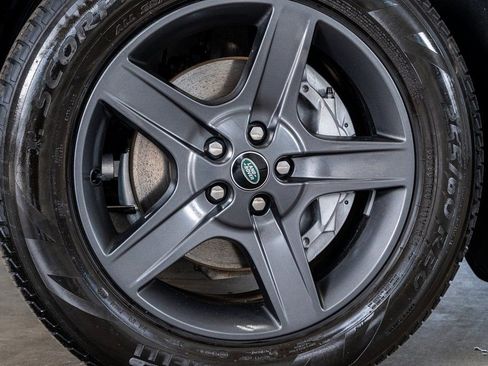 Used 2022 Land Rover Defender 90 X-Dynamic S image 10