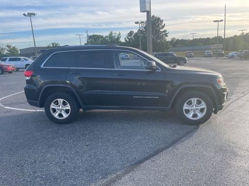 Used 2014 Jeep Grand Cherokee Laredo w/ Quick Order Package 23E image 2