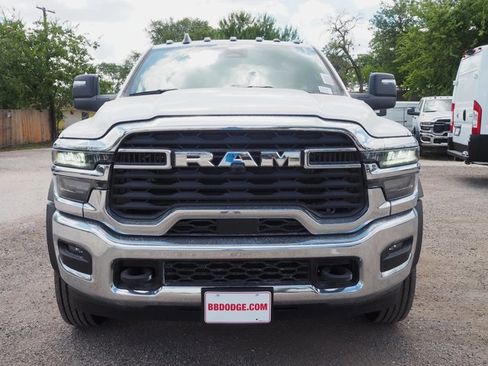 New 2026 RAM 5500 Tradesman w/ Chrome Appearance Group image 3