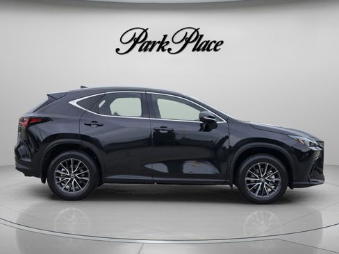 Used 2024 Lexus NX 250 FWD w/ Towing Package (2000 Lbs) image 6