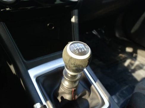 Used 2016 Subaru WRX Premium image 24