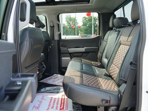 New 2025 Ford F250 Lariat w/ Lariat Ultimate Package image 8