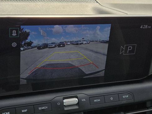 Used 2025 Kia K4 FWD image 17