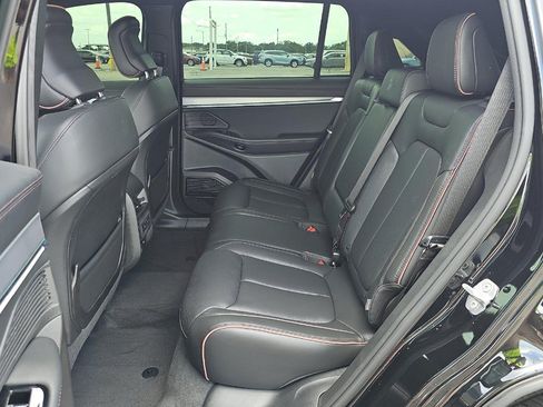 Used 2024 Jeep Wagoneer Launch Edition AWD/4WD image 10