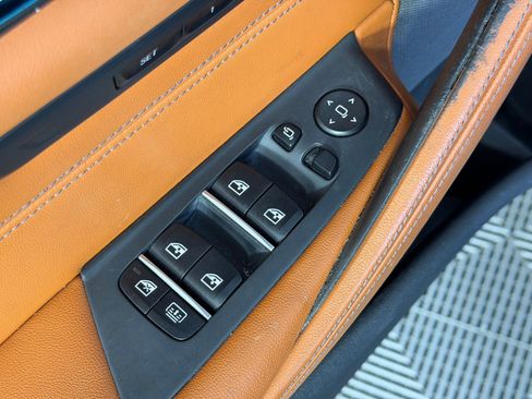 Used 2021 BMW M5 w/ Competition Package image 21