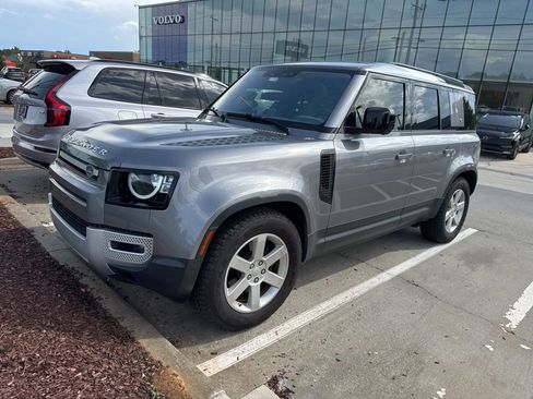 Used 2020 Land Rover Defender 110 S AWD/4WD image 4