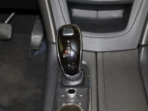 Used 2020 Cadillac XT6 Premium Luxury FWD image 32