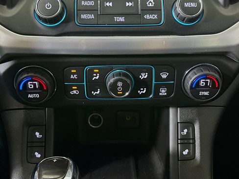 Used 2017 GMC Acadia SLE w/ Driver Alert Package I FWD image 24