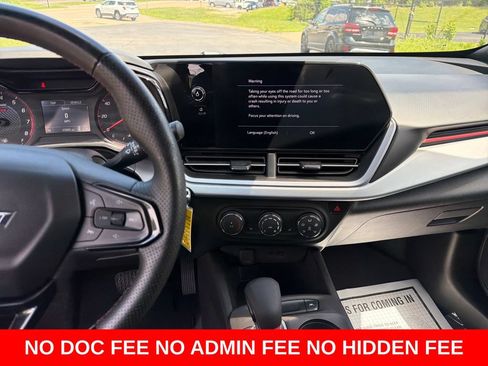 Used 2025 Chevrolet Trax RS w/ Driver Confidence Package FWD image 20