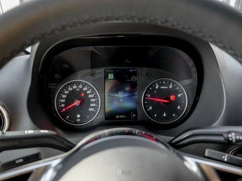 Used 2025 Mercedes-Benz Sprinter 2500 image 15