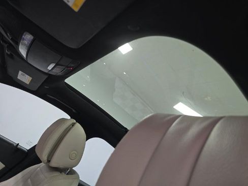 Used 2019 Mercedes-Benz E 300 image 14