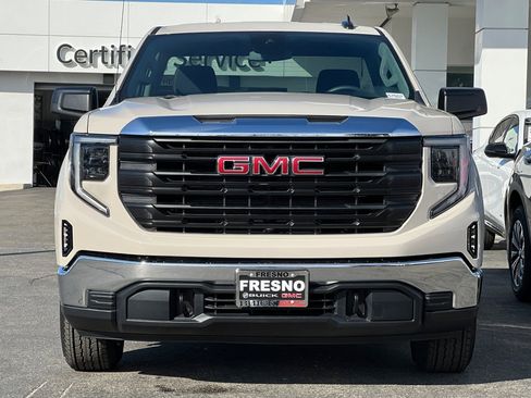 New 2026 GMC Sierra 1500 Pro image 3