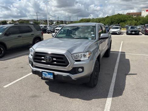 Used 2021 Toyota Tacoma SR5 RWD image 1