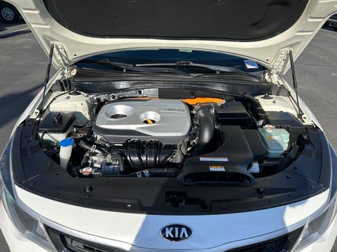 Used 2017 Kia Optima Premium image 30