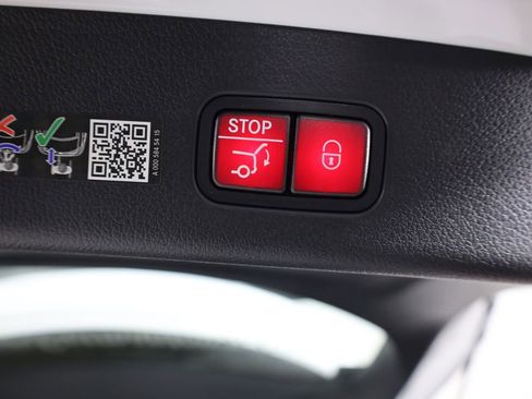 Certified 2026 Mercedes-Benz GLC 43 AMG 4MATIC image 69