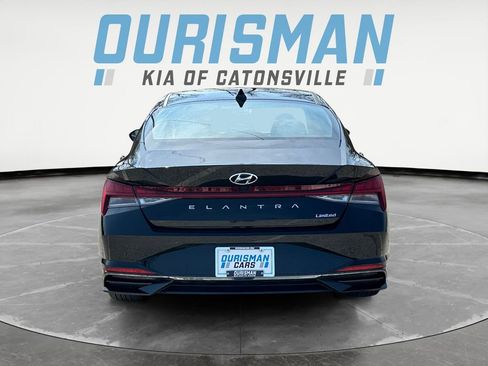 Used 2023 Hyundai Elantra Limited image 5