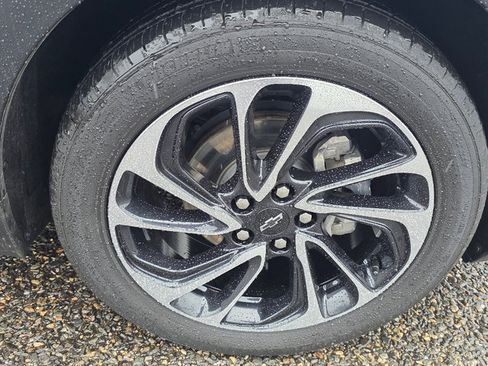 Certified 2023 Chevrolet Bolt EUV Premier image 18