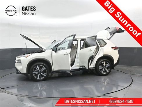 Used 2023 Nissan Rogue SL w/ SL Premium Package image 51