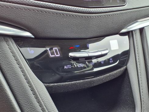 Used 2019 Cadillac XT5 Luxury AWD/4WD image 27