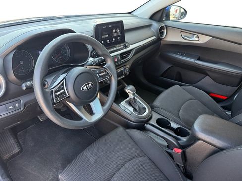 Used 2019 Kia Forte LXS FWD image 10