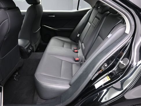 Used 2016 Lexus IS 300 AWD w/ Premium Package image 22