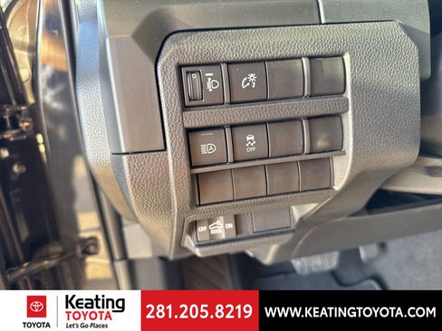 Used 2025 Toyota Tacoma SR image 13