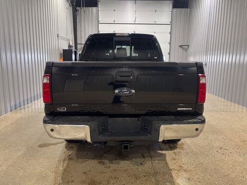 Used 2016 Ford F250 Lariat w/ Lariat Interior Package image 3