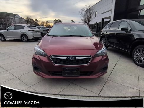 Used 2019 Subaru Impreza 2.0i image 2