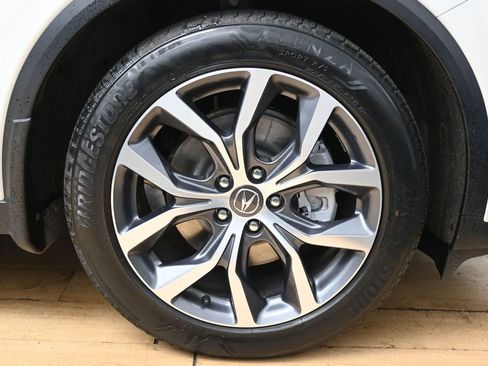 Used 2022 Acura MDX SH-AWD w/ Technology Package image 15