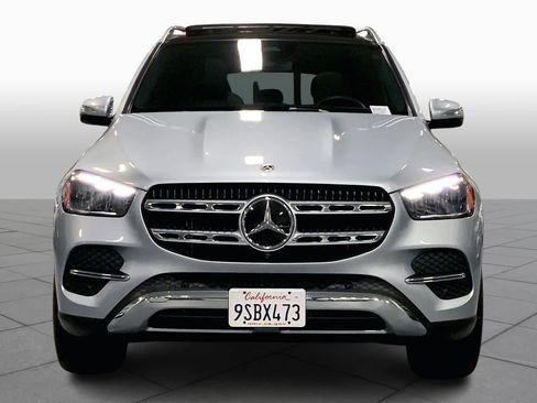 Used 2025 Mercedes-Benz GLE 350 4MATIC image 3