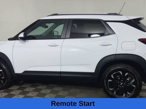 Used 2022 Chevrolet TrailBlazer LT w/ LPO, Blackout Package AWD/4WD image 8