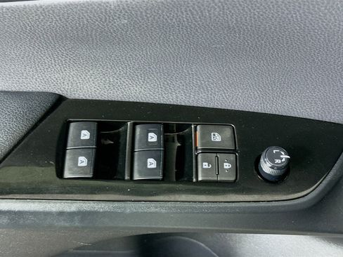 Used 2018 Toyota Prius Two w/ Prius Two Safety Plus Package image 24