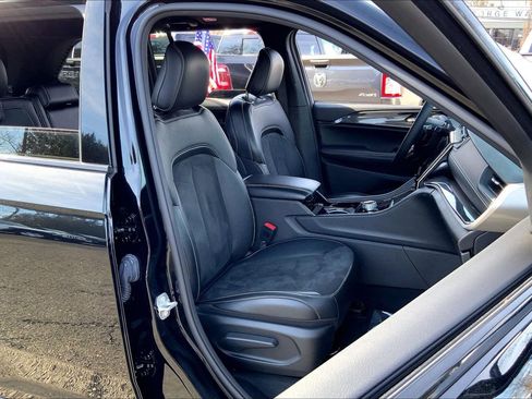 Certified 2023 Jeep Grand Cherokee Altitude image 7