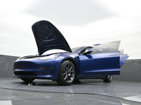 Used 2021 Tesla Model 3 Long Range image 39