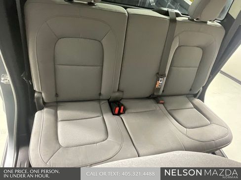 Used 2019 Chevrolet Colorado W/T w/ WT Convenience Package RWD image 29