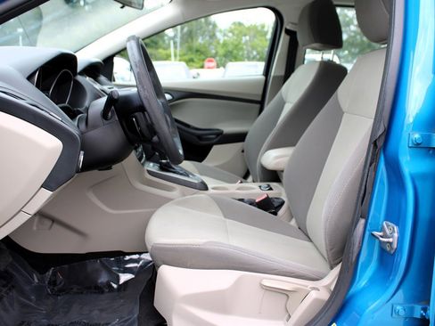 Used 2013 Ford Focus SE w/ Super Fuel Economy (SFE) Pkg image 15