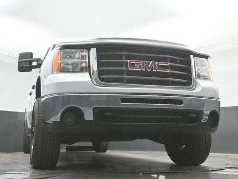 Used 2008 GMC Sierra 2500 SLE w/ Convenience Package AWD/4WD image 38