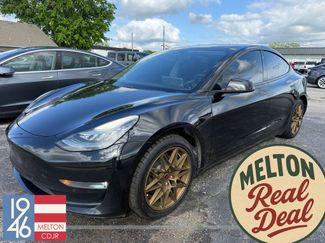 Used 2018 Tesla Model 3 Mid Range RWD video 1