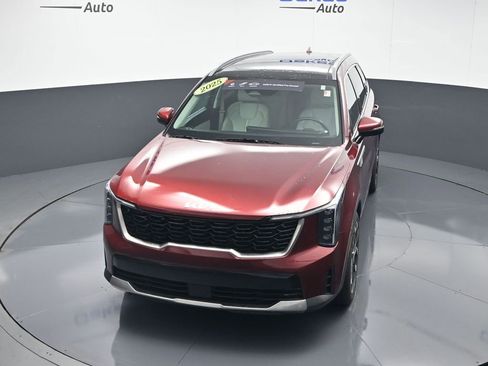 Certified 2025 Kia Sorento EX w/ Panoramic Sunroof Package FWD image 52