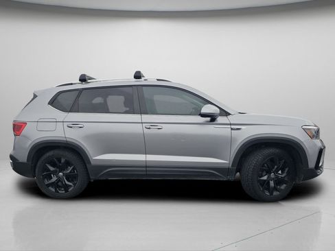 Used 2022 Volkswagen Taos SE AWD/4WD image 25