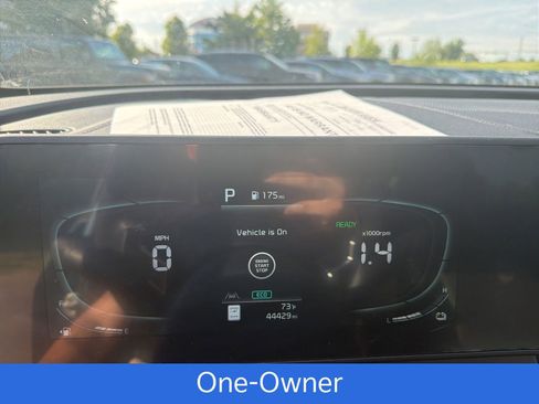 Used 2023 Kia Sportage EX AWD/4WD image 11