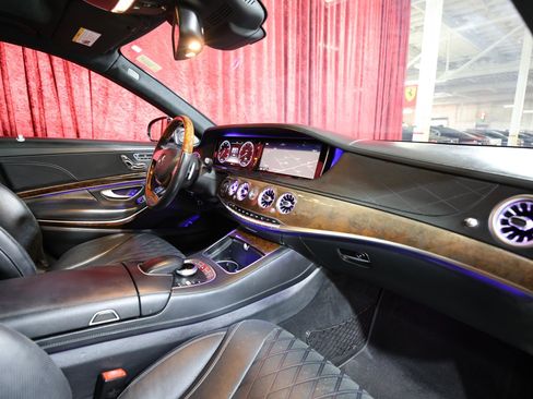 Used 2014 Mercedes-Benz S 550 Sedan image 34