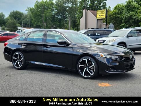 Used 2022 Honda Accord Sport image 7