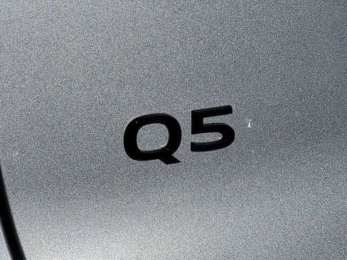 New 2025 Audi Q5 Premium Plus image 11