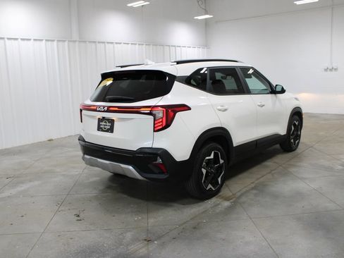 Used 2025 Kia Seltos S image 9