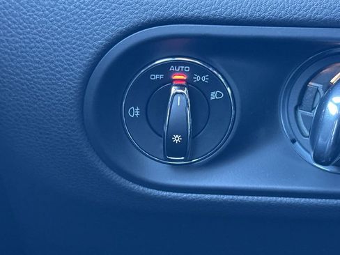 New 2026 Porsche Macan image 34