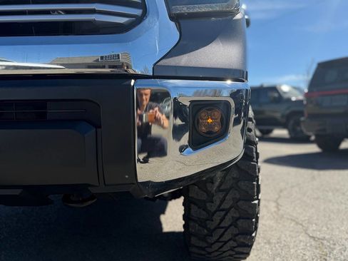 Used 2017 Toyota Tundra Limited image 25