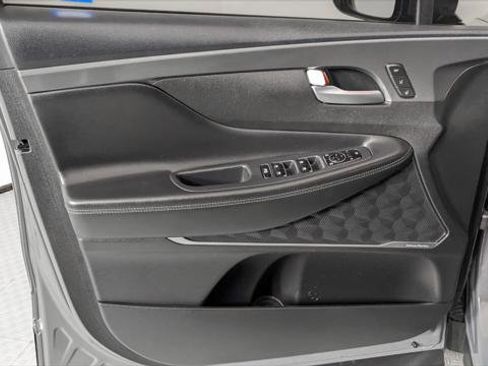 Used 2022 Hyundai Santa Fe Limited image 13