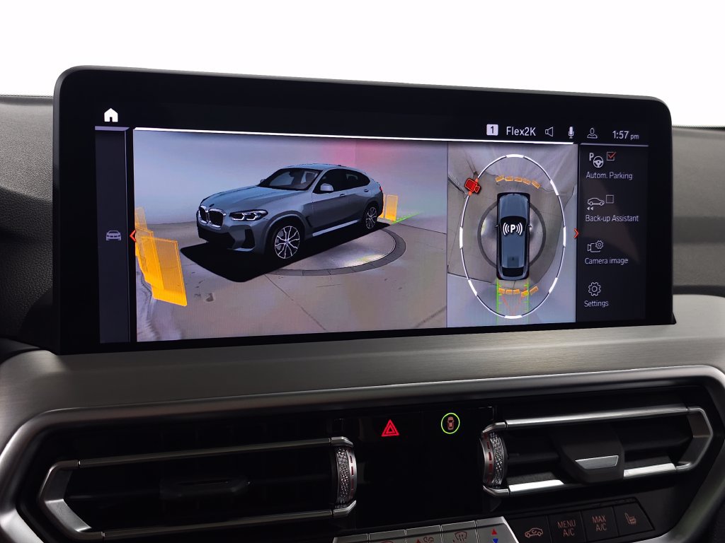Used 2025 BMW X4 xDrive30i w/ M Sport Package AWD/4WD image 29