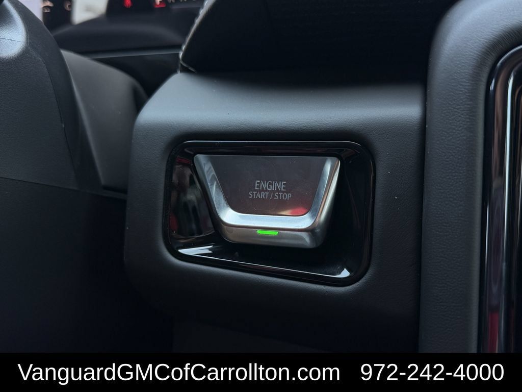 New 2026 GMC Yukon AT4 Ultimate w/ LPO, Floor Liner Package AWD/4WD image 19
